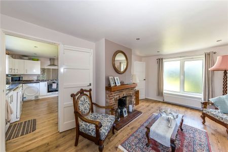 Roundfield Avenue, Hertfordshire, Harpenden, AL5 5BE - Photo 3