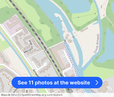 River Meads, SG12 - Photo 1