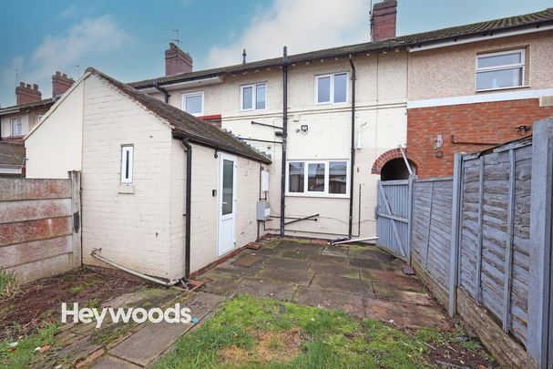 2 bedroom terraced house to rent - Photo 1