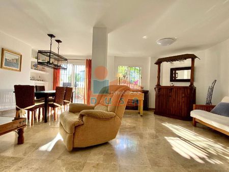 Alquiler | 3.000 €, 250 m² - Photo 4