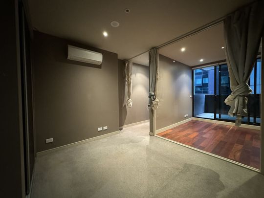 Comfortable Two-Bedroom Apartment in the Istana Building - Photo 1