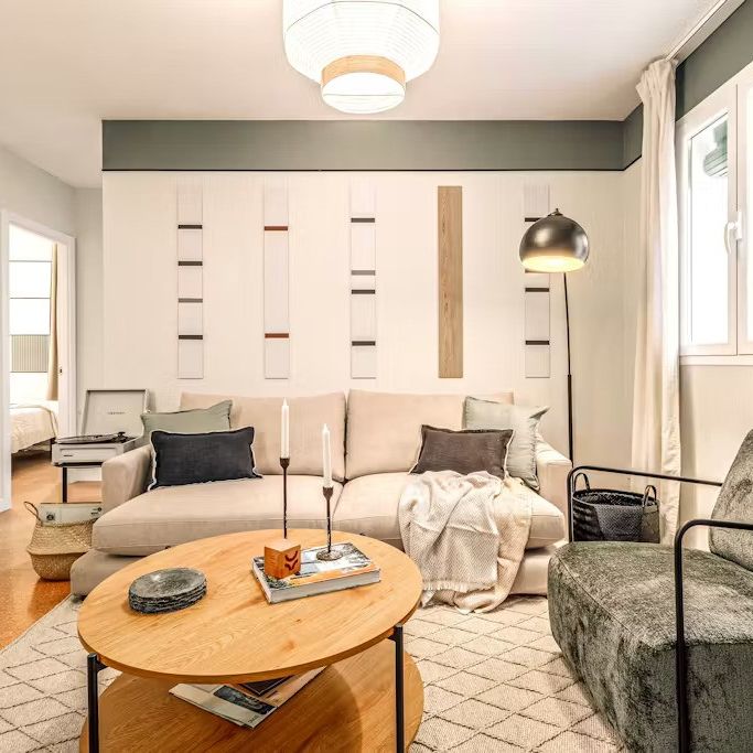 Calle de Fernán González, Madrid, Community of Madrid 28009 - Photo 1