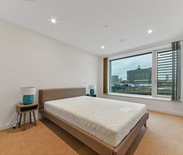 2 Bed Flat, Hurlock Heights, SE17 - Photo 5