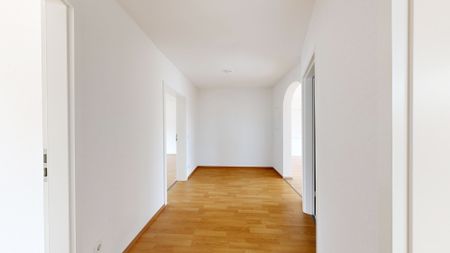 IMMOPARTNER - Großzügig Wohnen mit Dachloggia - Photo 4