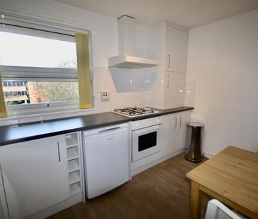 West Lee, Cowbridge Road East, Cardiff - Photo 2