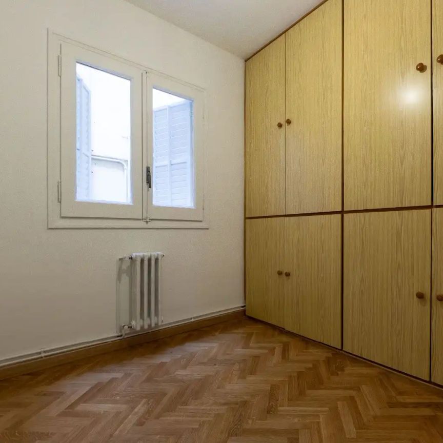 Piso de alquiler en Nova, 113, Nou Eixample Nord - Photo 1