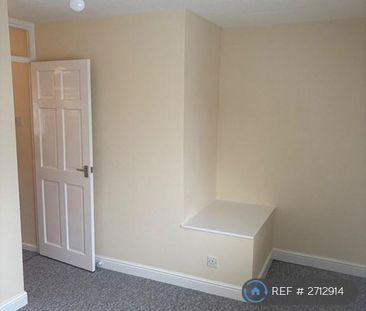 3 bedroom terraced house to rent - Photo 6