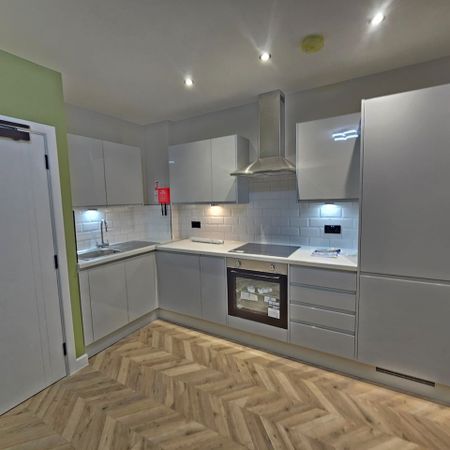 1 Bed Flat, Spur Road, N15 - Photo 3