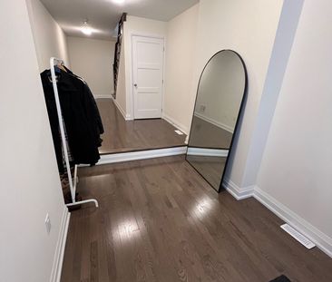 For Lease - 9 Dallotto Lane, Ajax, Ontario - Photo 2