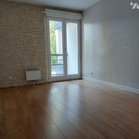 Appartement type 2 en hyper centre avec balcon et garage - Photo 4