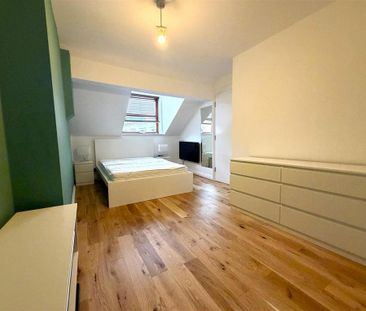 1 bedroom in a house share to rent - Photo 6