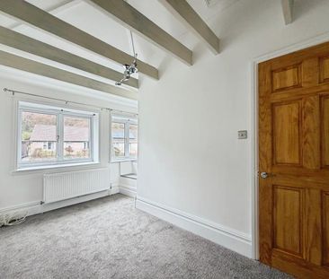 2 bedroom terraced house to rent - Photo 3