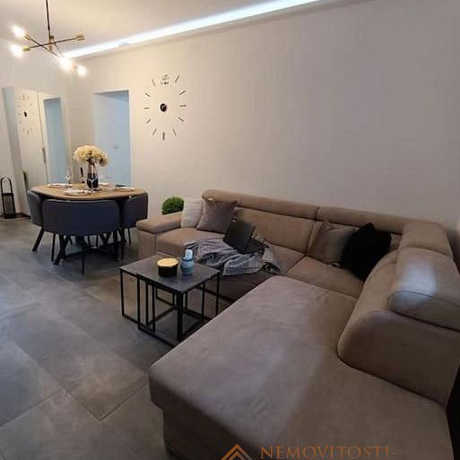 Pronájem bytu 2+kk 68 m² - Photo 1