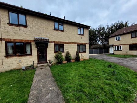 2 bedroom terraced house to rent - Photo 2