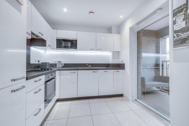 1 bedroom flat to rent - Photo 1