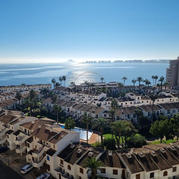 Alquiler de piso en Urbanización Veneziola Golf - Photo 1