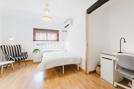 Carrer Consol, Valencia, Valencian Community 46011 - Photo 5