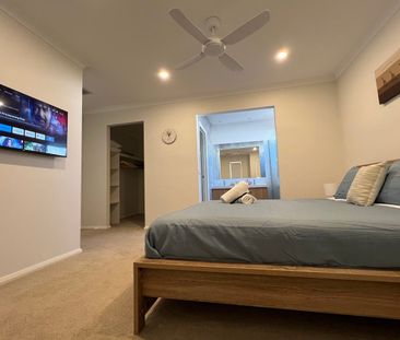 Spacious, Modern Living in a Quiet Location - Photo 5