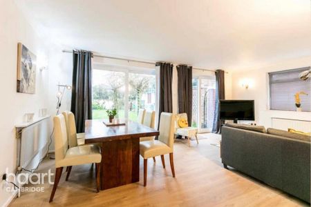 3 bedroom terraced house to rent - Photo 3