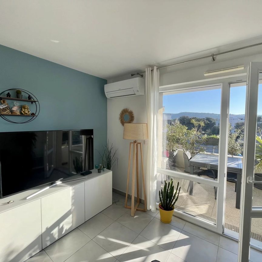 Location Appartement 2 pièces 40m² LA CIOTAT 13600 - Photo 1