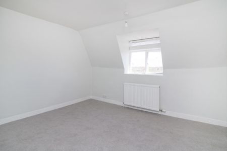 3 bedroom apartment to rent - Photo 3