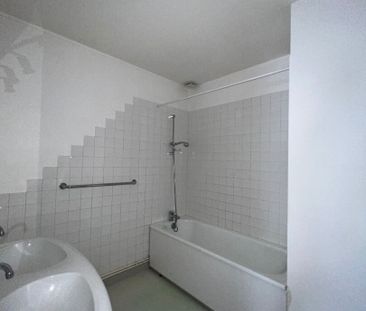 Location Appartement 4 pièces 117m² - Photo 5