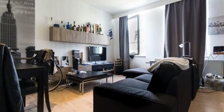 Appartement te huur in Antwerpen voor € 785 met 1 slaapkamer - Photo 2