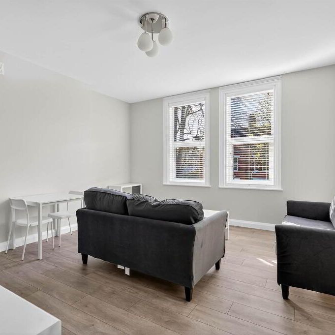 Apt 2, 56 Myrtlefield Park, Belfast, BT9 6NF - Photo 1