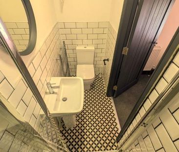 1 bedroom in a house share to rent - Photo 5