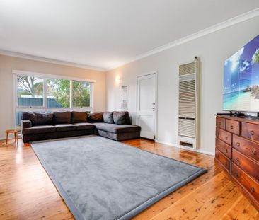 Charming Home in a Peaceful West Albury Location - Photo 2