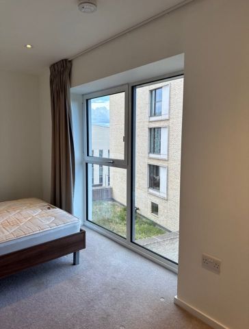 Room in a Shared Flat, Early Rivers House, E20 - Photo 5