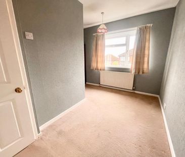 3 bedroom detached bungalow to rent - Photo 4