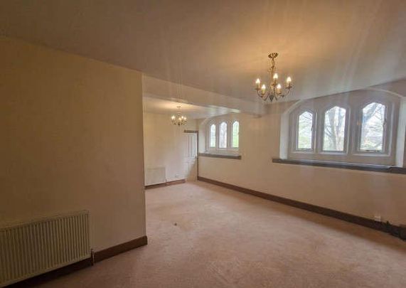 Clayton Lane, Bradford, BD14 - Photo 1