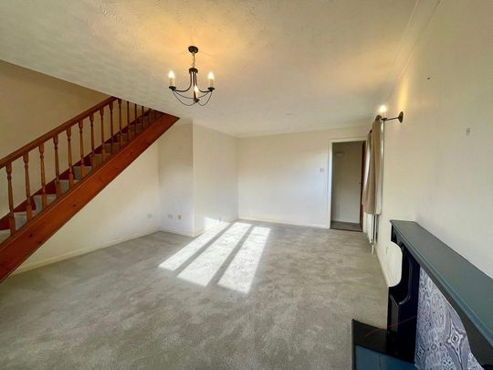 3 bedroom semi-detached house to rent - Photo 1