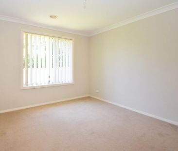 Modern Family Home in a Quiet Cul-De-Sac - Photo 3