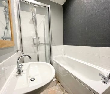 2 bedroom terraced house to rent - Photo 5