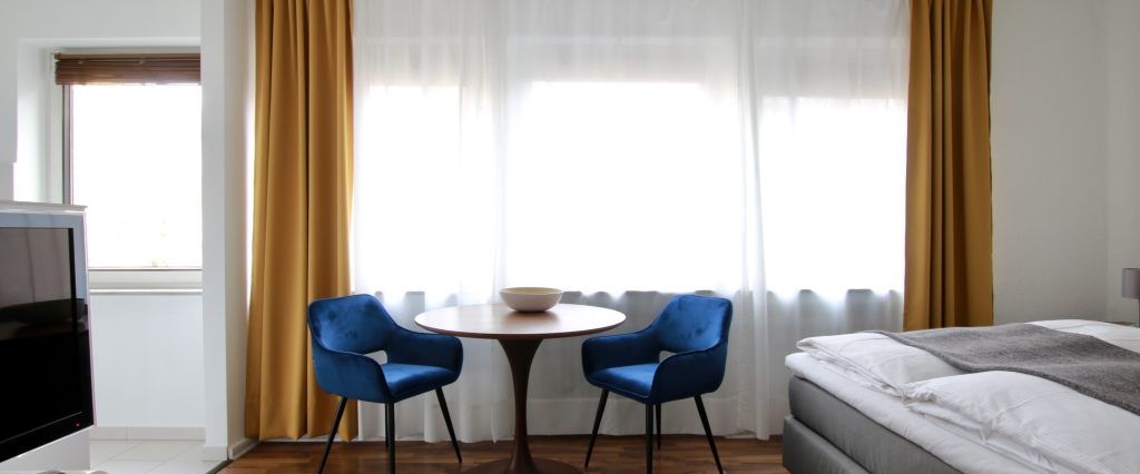 Gemütlich möbliertes Apartment direkt am Barbarossaplatz - Foto 1