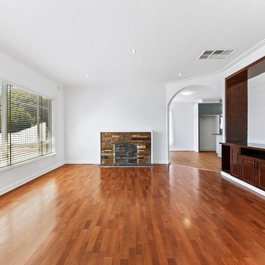 8 Carson Street, Mulgrave - Photo 1