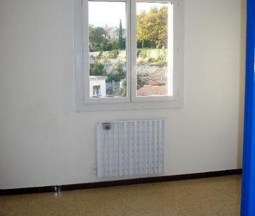 Location Appartement 3 pièces 64m² DRAGUIGNAN 83300 - Photo 3