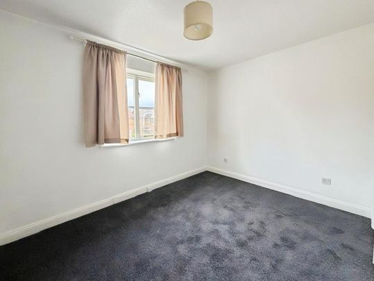 2 bedroom property to rent - Photo 1