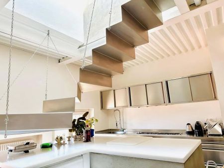 Via Solferino, Milan, Lombardy 20121 - Photo 3