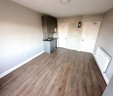 1 bedroom semi-detached house to rent - Photo 3