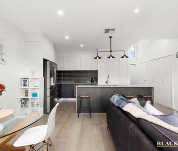 Quality property in ideal location - Photo 2