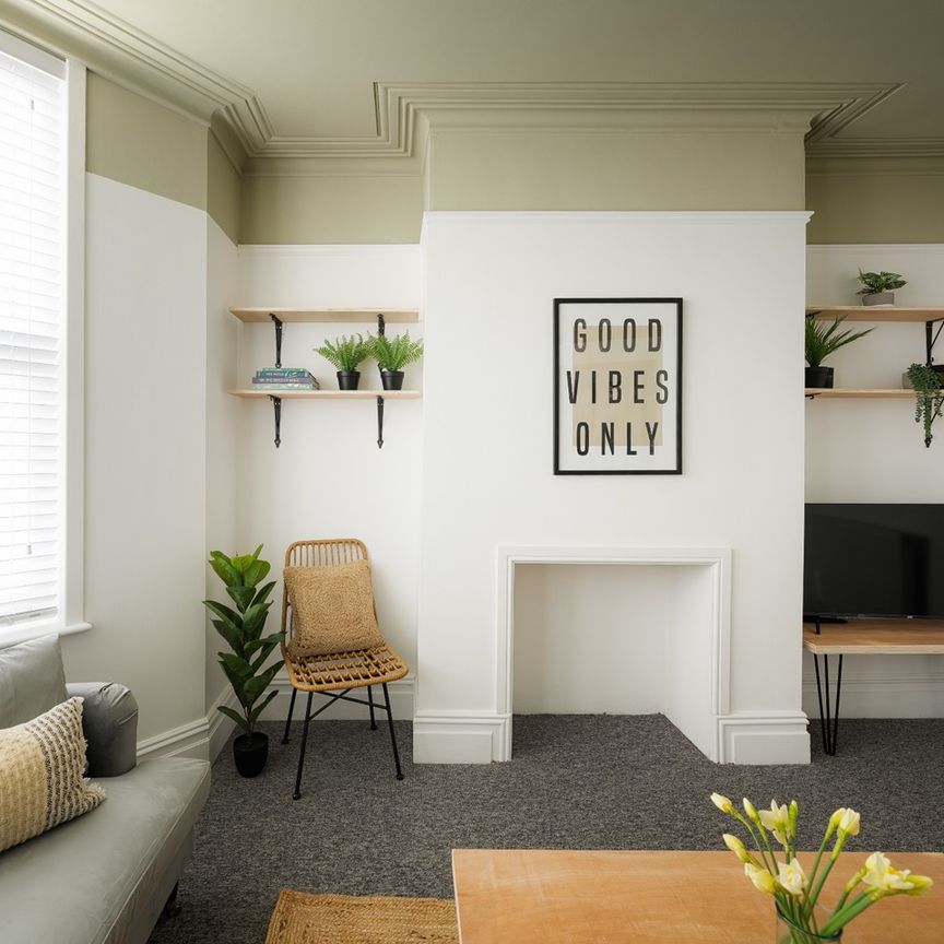 Room in a Shared House, Bloomfield Road, BS4 - Photo 1