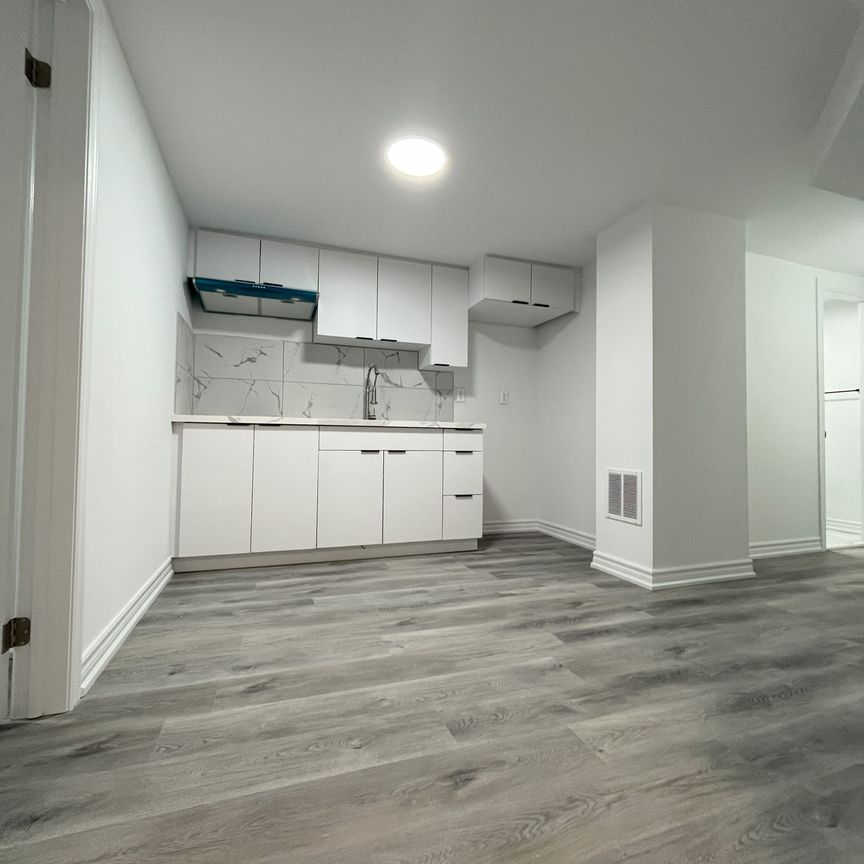 For Lease - 24 Dunboyne Court Unit# Lower B, Toronto, Ontario - Photo 1