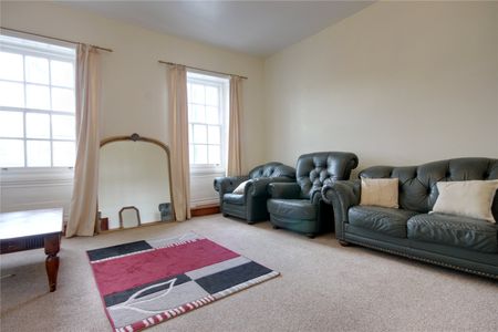 2 bed apartment to rent in High Street, Yarm,, TS15 - Photo 2