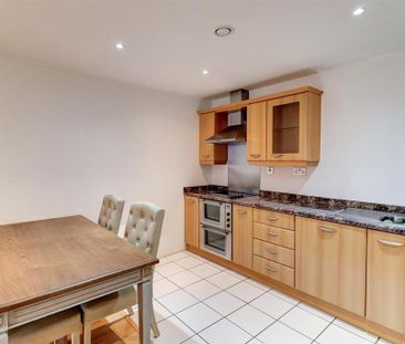 2 bedroom apartment to rent - Photo 6