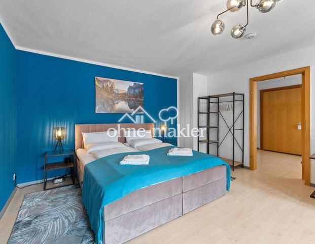 90 m² Design-Apartment mit Balkon | 2 Min zum Bhf | möbliert | auf Zeit - Photo 1