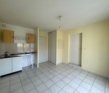 Location appartement 2 pièces, 30.00m², Fontenay-le-Comte - Photo 1