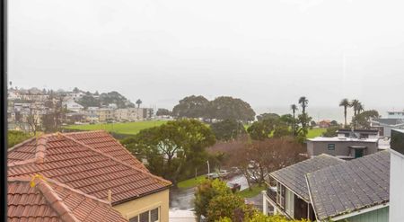 Perfect Village Lifestyle and Sea Views - Photo 2